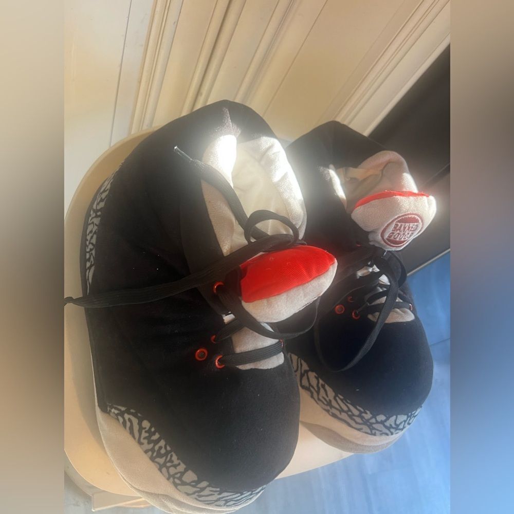 Banned Goods Slippers  Unisex Teens/Adult One Size Fits Most Sz 12